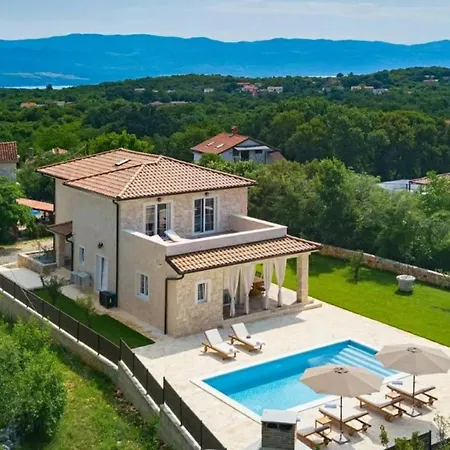 Villa Lulu Kamena Villa S Bazenom Otok Krk Selo Gostinjac