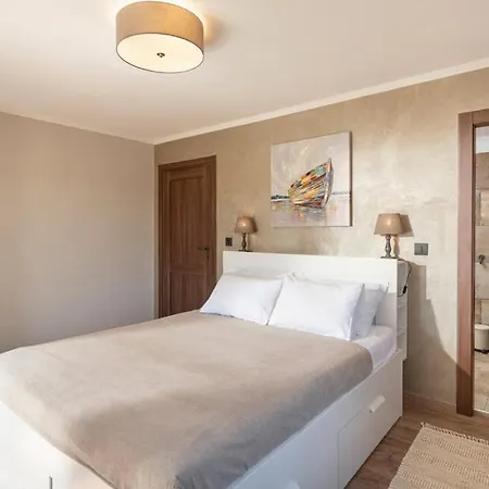 Villa Lulu Kamena Villa S Bazenom Otok Krk Selo Gostinjac