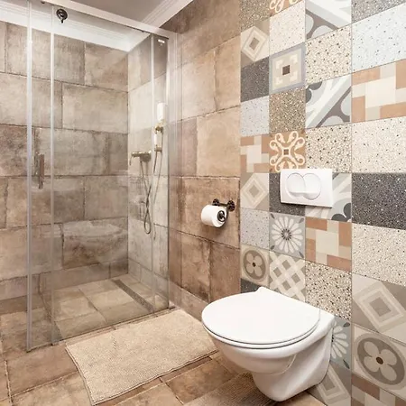 Villa Lulu Kamena Villa S Bazenom Otok Krk Selo Gostinjac *