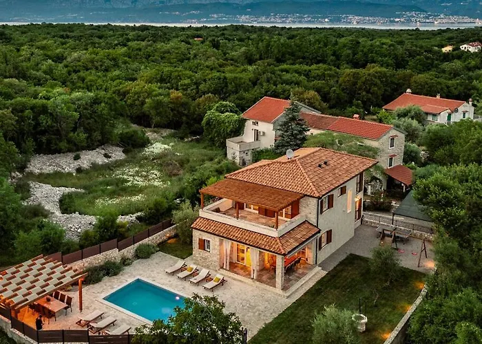 فيلة Lulu Kamena S Maslinikom Otok Krk Dobrinj Selo