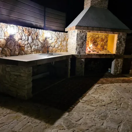 Vila Lulu Kamena S Maslinikom Otok Krk Dobrinj Selo Gostinjac Krk Town