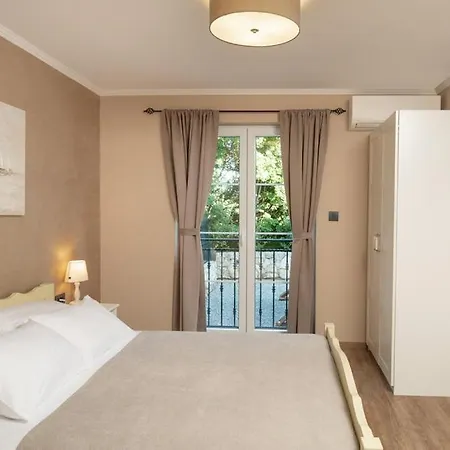 Villa Villa Lulu Kamena Villa S Bazenom Otok Krk Selo Gostinjac Gostinjac