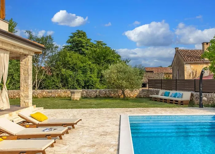Villa Lulu Kamena S Maslinikom Otok Krk Dobrinj Selo *