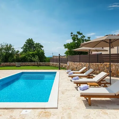 Villa Lulu Kamena Villa S Bazenom Otok Krk Selo Gostinjac Villa *