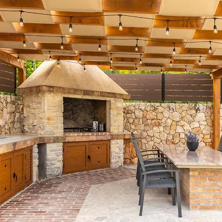 Villa Lulu Kamena Villa S Bazenom Otok Krk Selo Gostinjac Villa Gostinjac