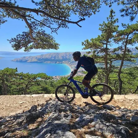 Villa Lulu Kamena Villa S Bazenom Otok Krk Selo Gostinjac Villa